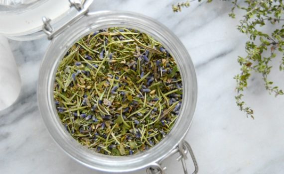Comment fabriquer votre propre mélange d'herbes de Provence ?