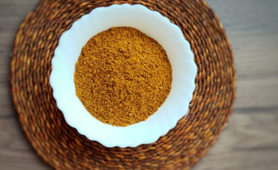 Comment fabriquer votre propre poudre de curry ?