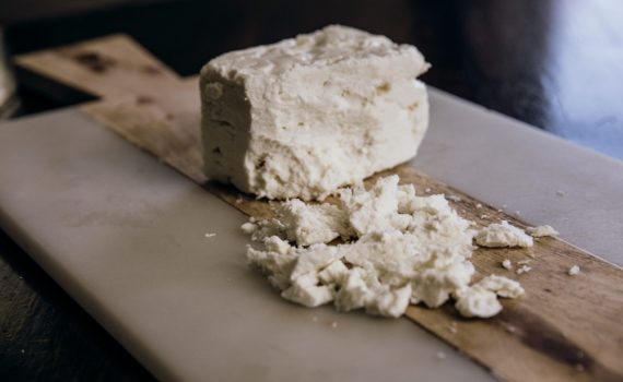 Par quoi remplacer la feta ?