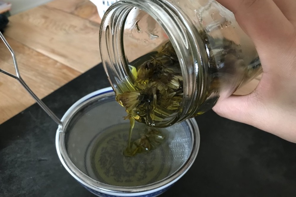 Comment faire de l'huile d'arnica ?