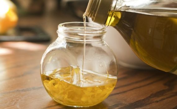 Comment faire de l'huile de citron ?
