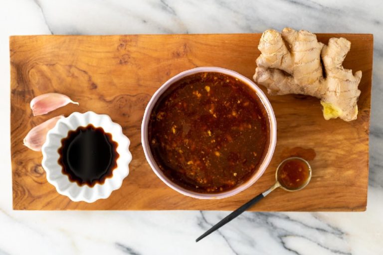 Par quoi remplacer le piment d'Espelette ? - Épices Review